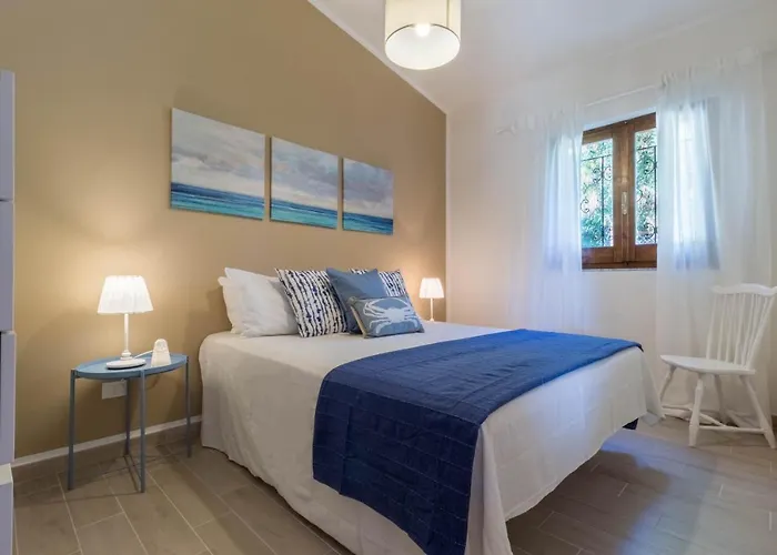 Casa Azzurra - Casa Con Giardino Privato A A Due Passi Dal Mare Βίλα *